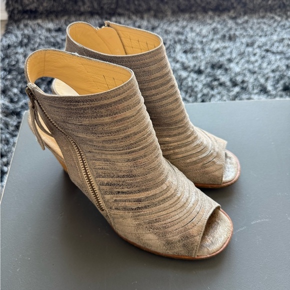 Paul Green Cayenne Peep toe Silver Heeled Women’s Shoes Size 9 - Picture 1 of 10